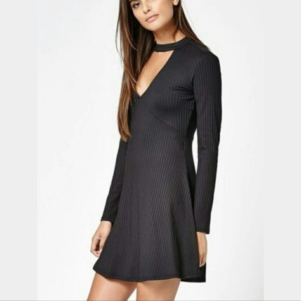 Kendall & Kylie Women’s Black Ribbed Keyhole Front & Back Long Sleeve Dress Sz S